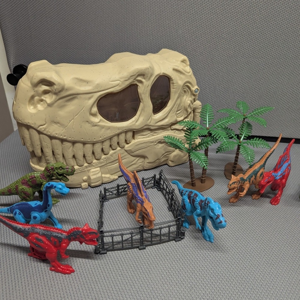Tyrannosaurus Rex Fossil Skull Dinosaur Play Set 7 Dinos Trees Fence Carry Case